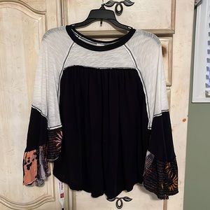 We The Free Ladies Top